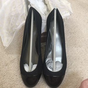 Naturalizer black glitter shoes